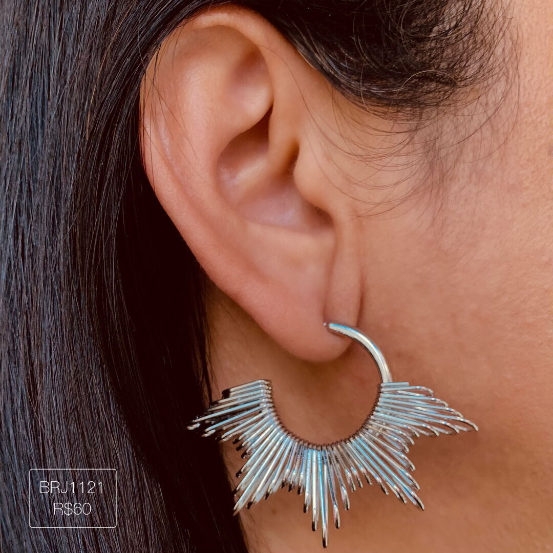 Brinco Argola Raios de Fios Lisa Prateada